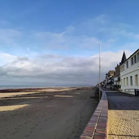 Esperanza Maison & Jardin Saint-Aubin-Sur-Mer (Calvados)